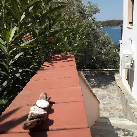 Violetta Studios&apartments *