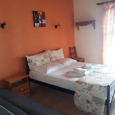 Violetta Studios&apartments *