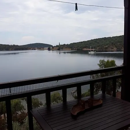 Apartament Violetta & *