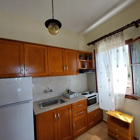 Violetta Studios&apartments * Milína