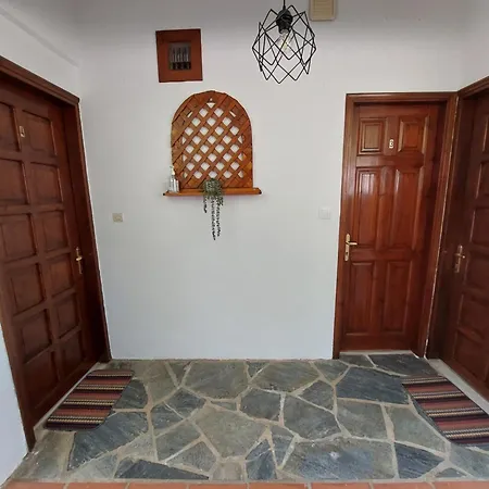 Appartamento Violetta Studios&apartments Milína