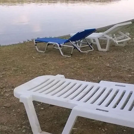 公寓 Violetta & 米利纳