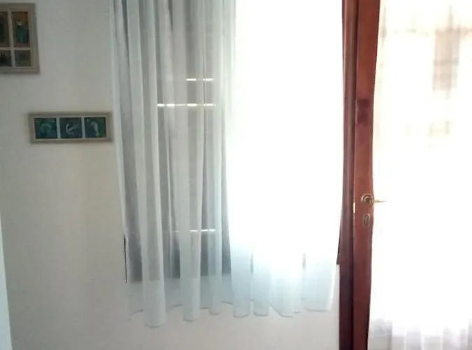 Violetta & Apartament *